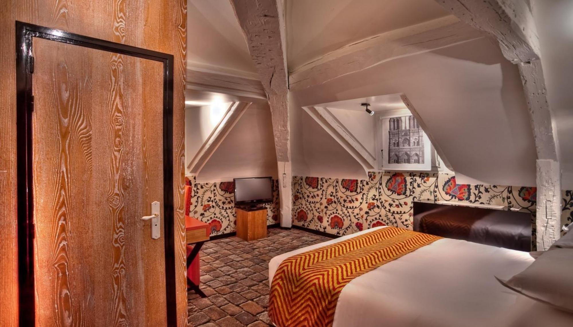 פריז Hotel Le Notre Dame Saint Michel מראה חיצוני תמונה